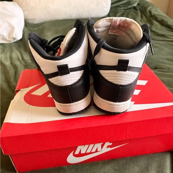 Nike Dunk High White and University Red - Picture 5 of 6